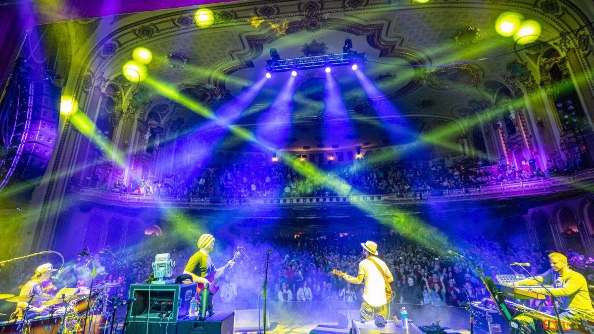Twiddle Welcomes Lowell Wurster & Josh Dobbs During Valentine’s Run