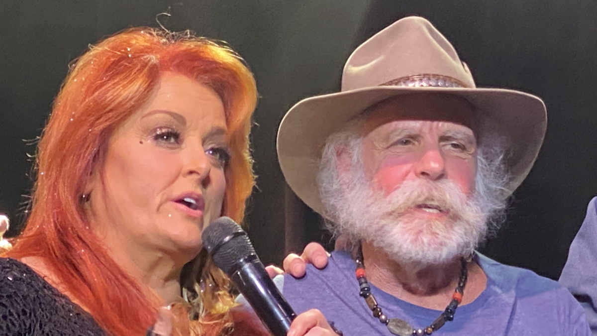 Bob Weir & Cass McCombs Guest With Wynonna In San Francisco