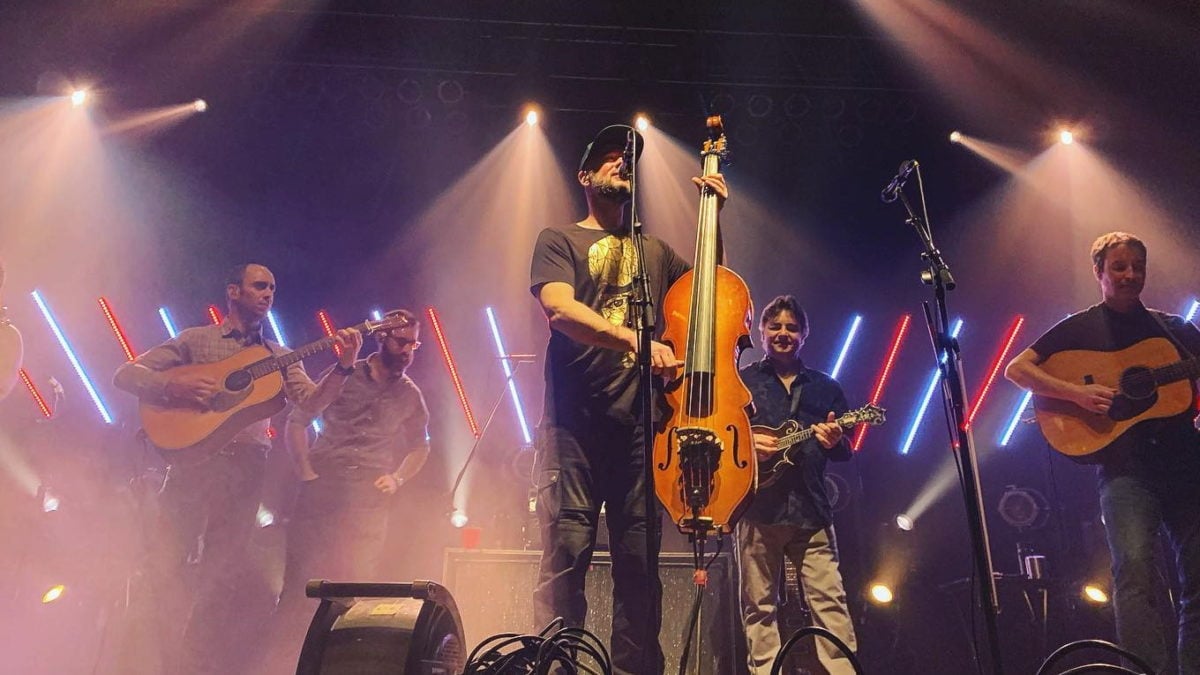 Yonder Mountain String Band & The Travelin' McCourys Cover Grateful Dead In Asheville: Pro-Shot Video