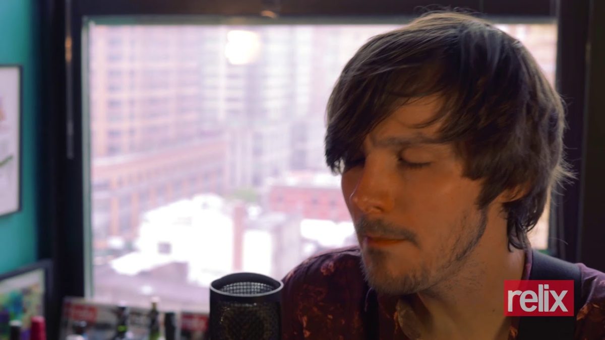 "I Ain't Goin' Nowhere" l Charlie Worsham l 10/3/17 l Relix Studio Sessions
