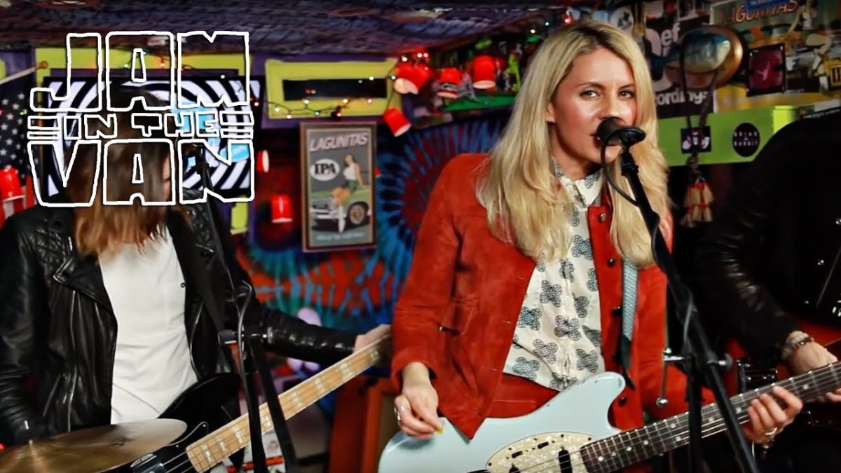BLONDFIRE - "Where the Kids Are" (Live at JITV HQ in Los Angeles, CA 2016) #JAMINTHEVAN