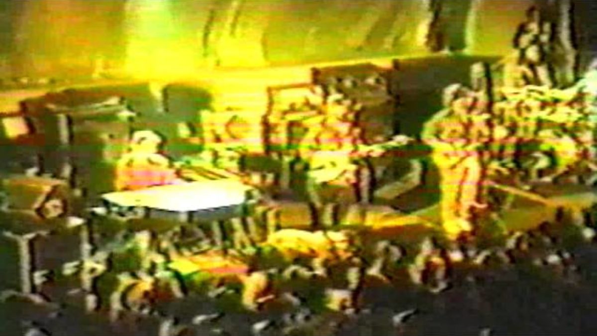 1991-02-15 - Colonial Theatre - First Set