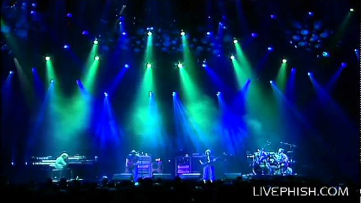 1997-12-30 - Madison Square Garden - First Set