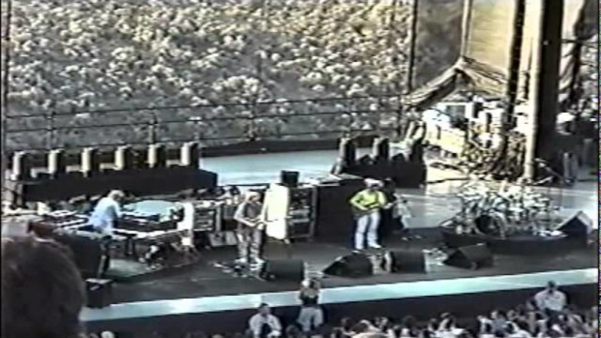 1998-07-17 - The Gorge - Set One
