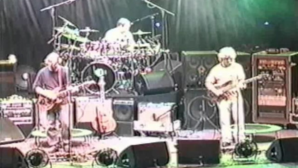 2003-07-19 - Alpine Valley Music Theatre - Second Set