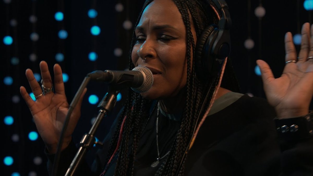 Ahamefule J. Oluo's "Susan" - End Of Courtesy (Live on KEXP)