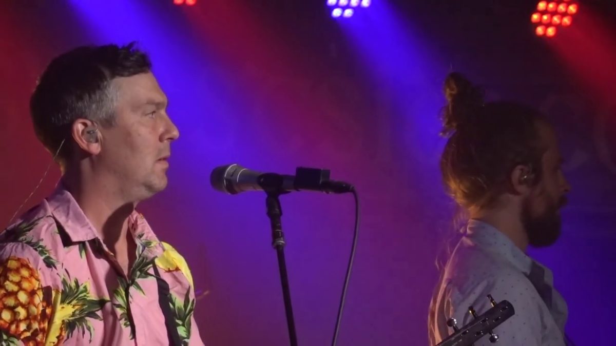 YONDER MOUNTAIN STRING BAND : Alison : {4K Ultra HD} : Kenny's Westside Pub : Peoria : 8/7/2019