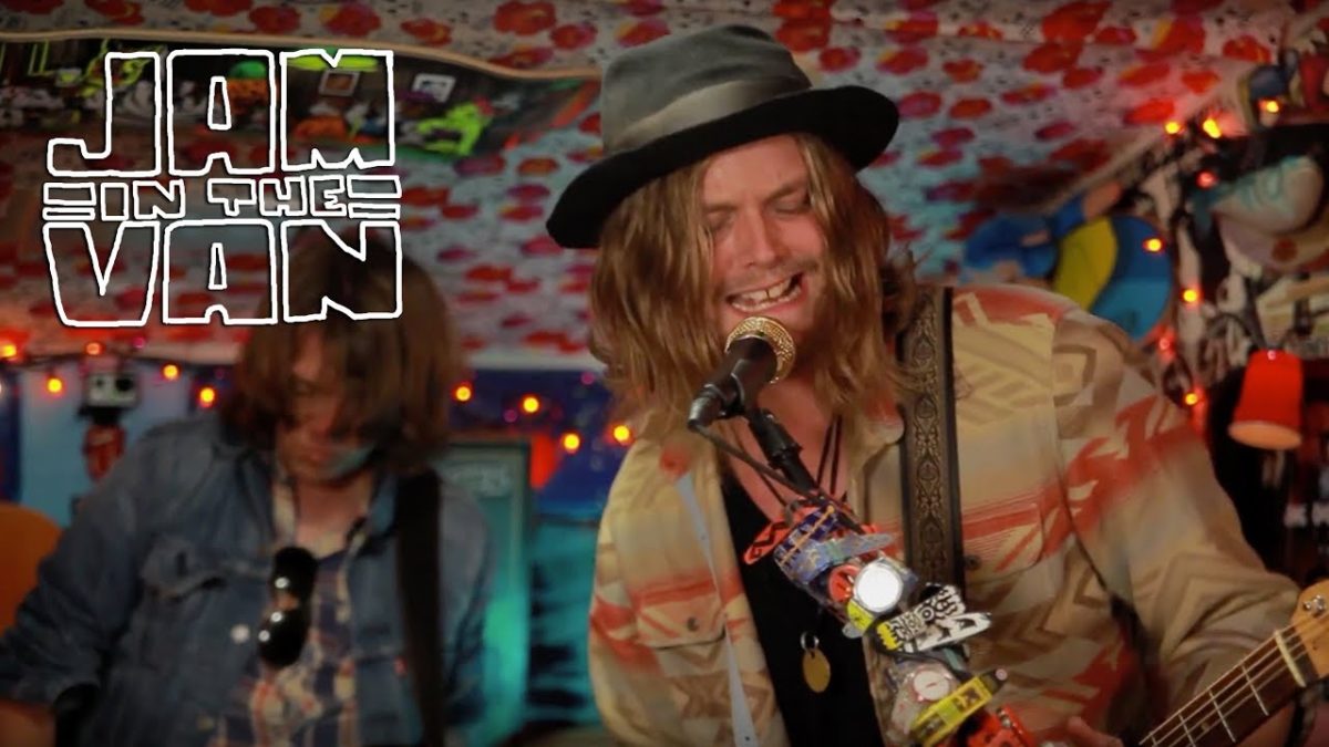 ALBERTA CROSS - "Old Man Chicago" (Live in Austin, TX 2015) #JAMINTHEVAN