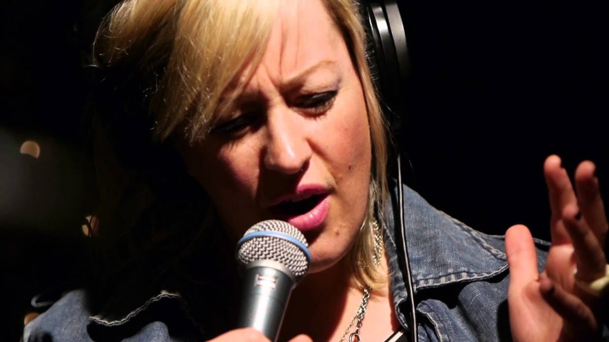 Alice Russell - For A While (Live on KEXP)