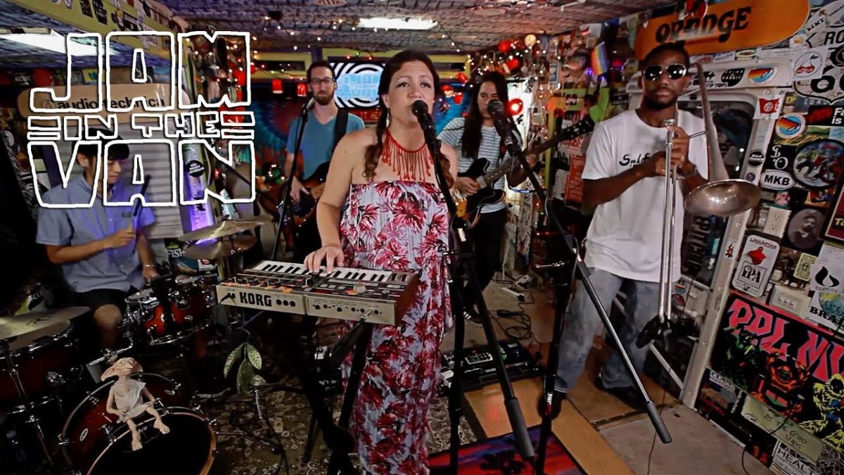 SALT PETAL - "Disco Rats" (Live at JITVHQ in Los Angeles, CA 2017) #JAMINTHEVAN