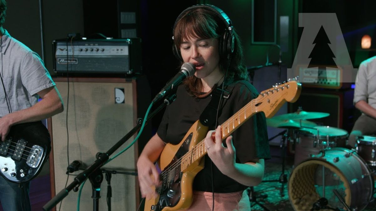 Amy O - History Walking | Audiotree Live