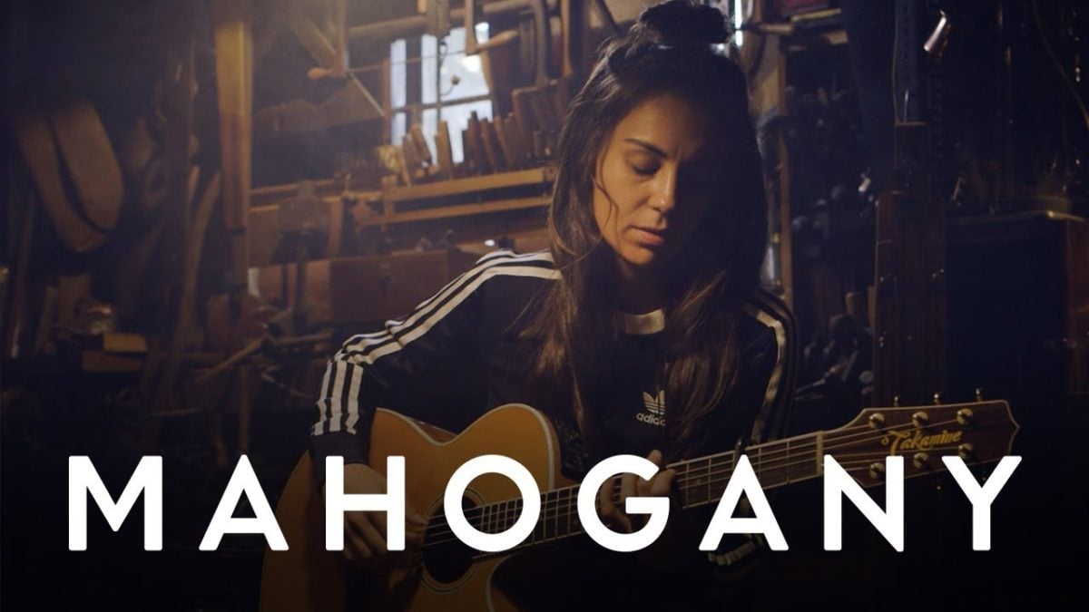 Amy Shark - Weekends | Mahogany Session