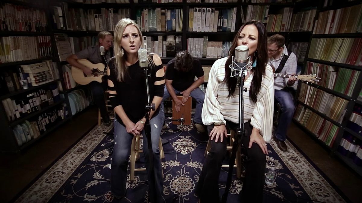 Sara Evans - All The Love You Left Me - 7/24/2017 - Paste Studios, New York, NY