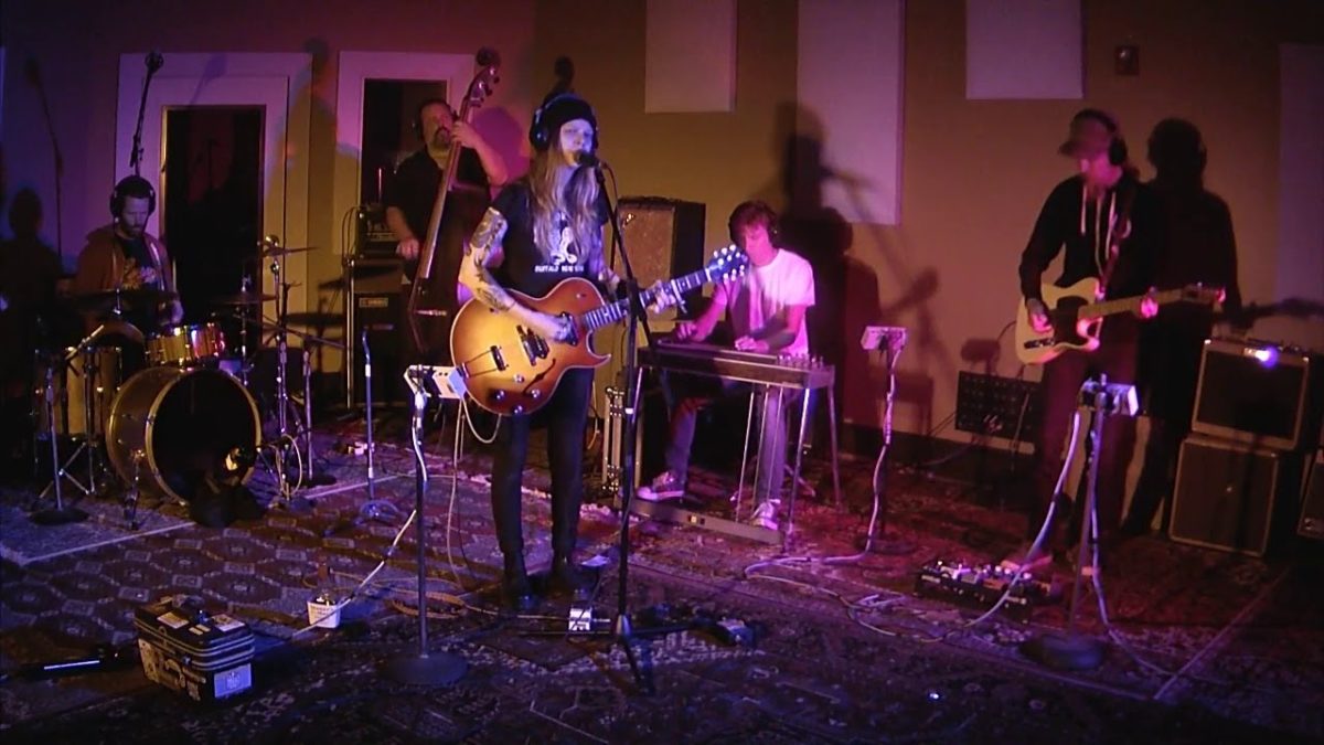 Sarah Shook and the Disarmers - Good As Gold - Daytrotter Session - 9/10/2018