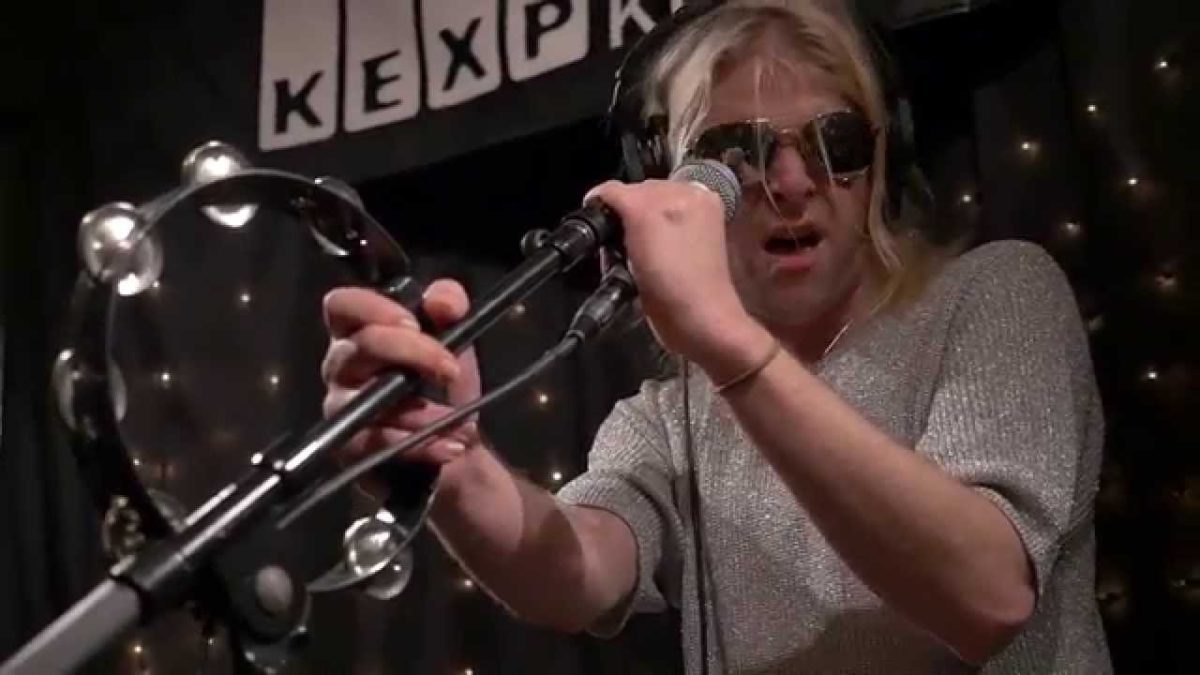 Ariel Pink - Dayzed Inn Daydreams (Live on KEXP)