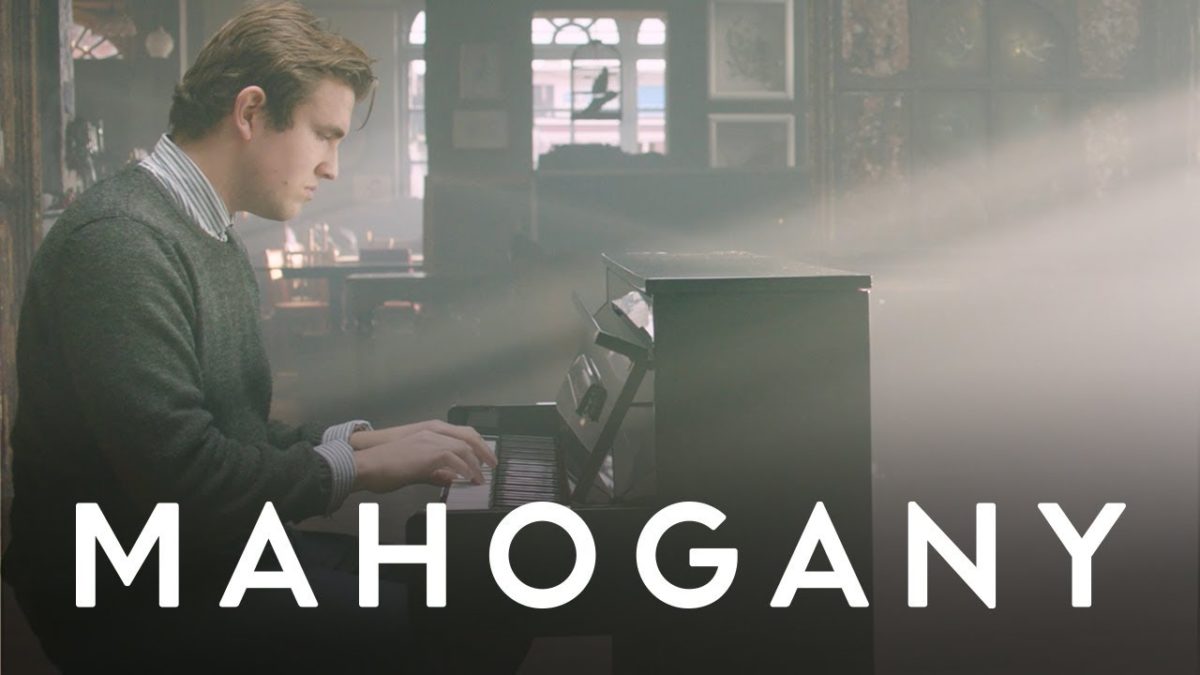 Axel Flovent - Fireworks | Mahogany Session