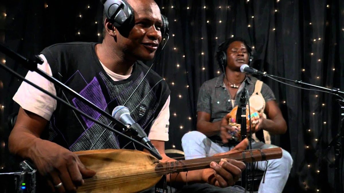 Bassekou Kouyate & Ngoni Ba - Jama ko (Live on KEXP)