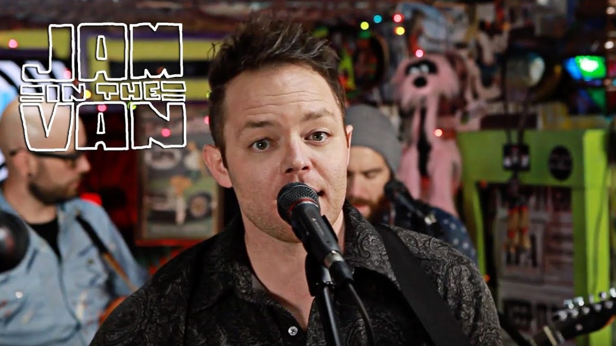 THE REBEL LIGHT - "Strangers" (Live at JITV HQ in Los Angeles, CA 2016) #JAMINTHEVAN