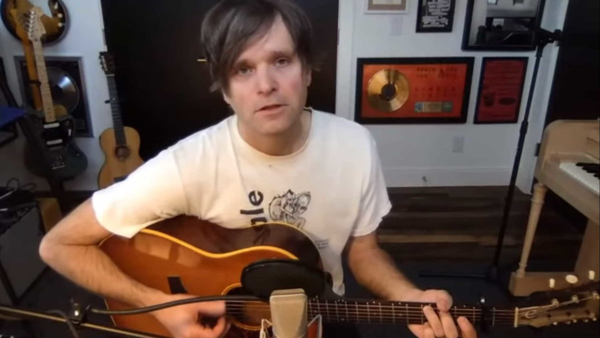 Ben Gibbard Covers R.E.M., Neil Young, Hall & Oates & More For Daily Livestream Finale