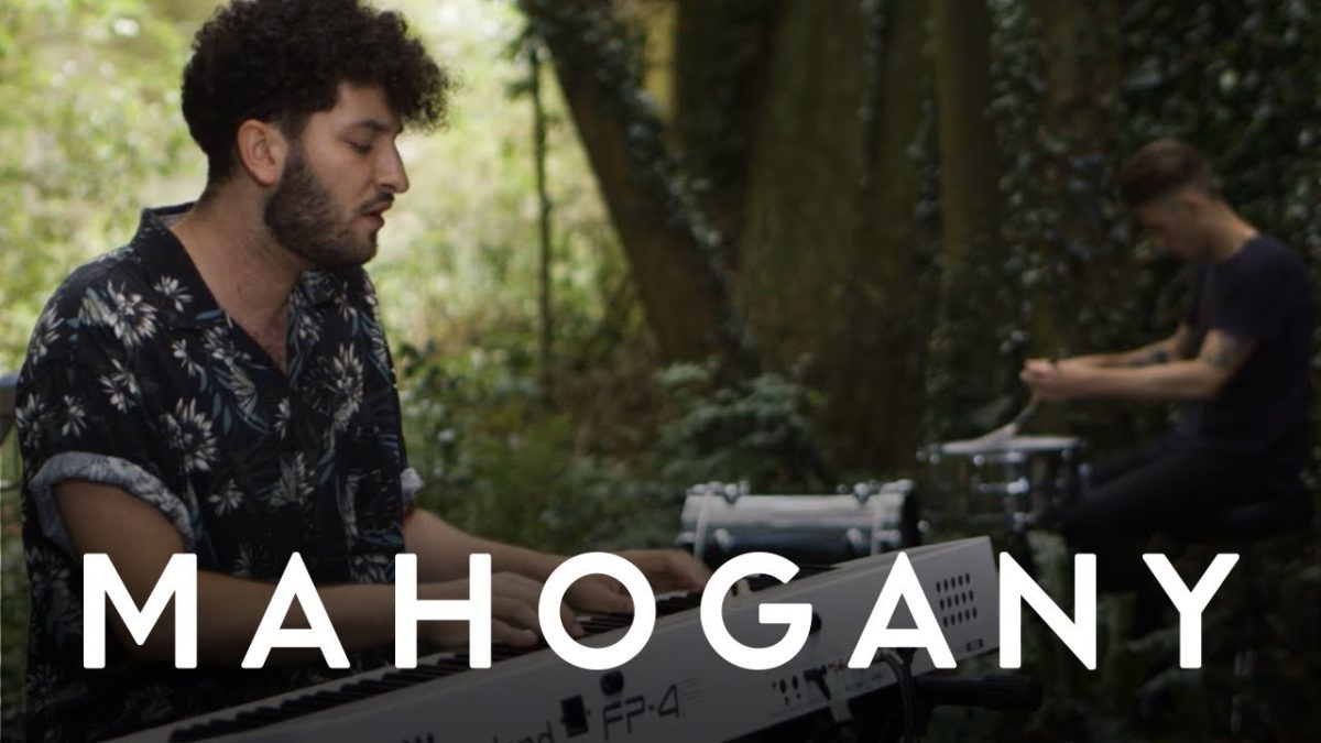 Billy Lockett - Fading Into Grey | Mahogany Session