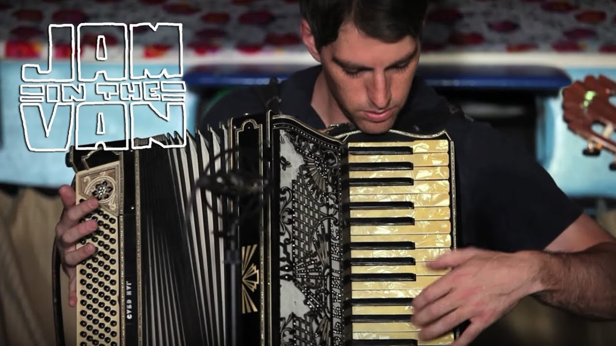 BRIAN LOPEZ - "El Vagabúndo" (Live in Tucson, AZ 2012) #JAMINTHEVAN