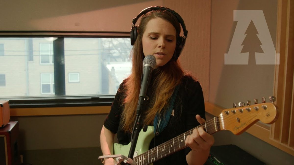 Cassandra Jenkins Seattle Setlist Tractor Tavern Aug 1, 2022