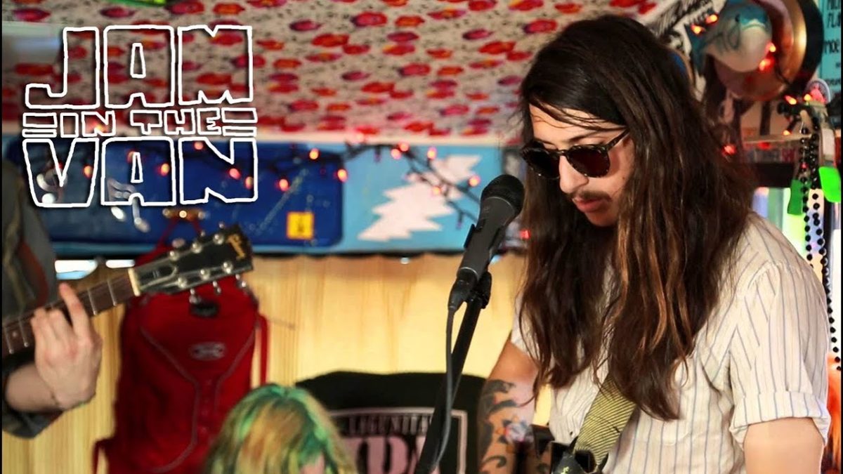 CAT SIGNS - "Mirrored You" (Live at Burgerama III) #JAMINTHEVAN
