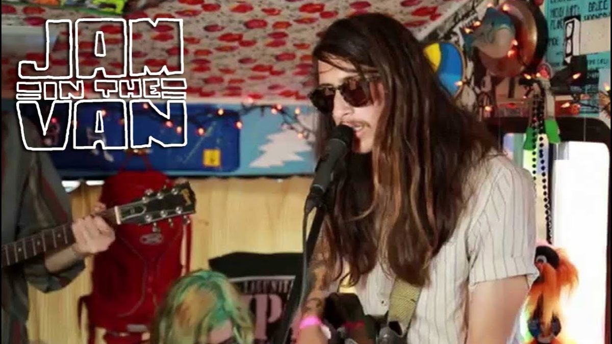 CAT SIGNS - "Shoot the Moon" (Live at Burgerama III) #JAMINTHEVAN
