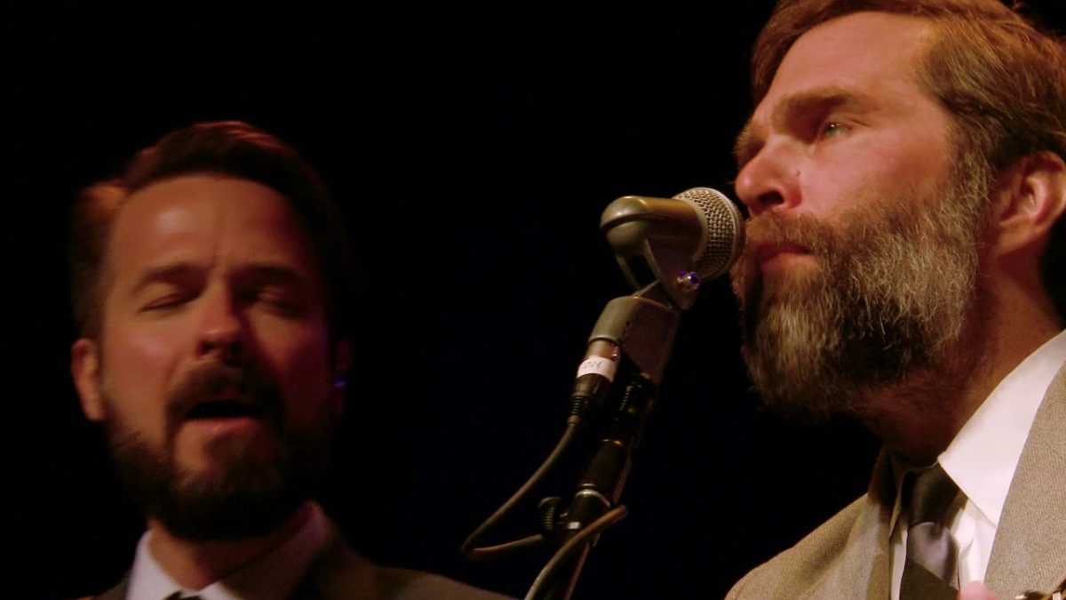 Chatham County Line - My Baby's Gone (Live on eTown)