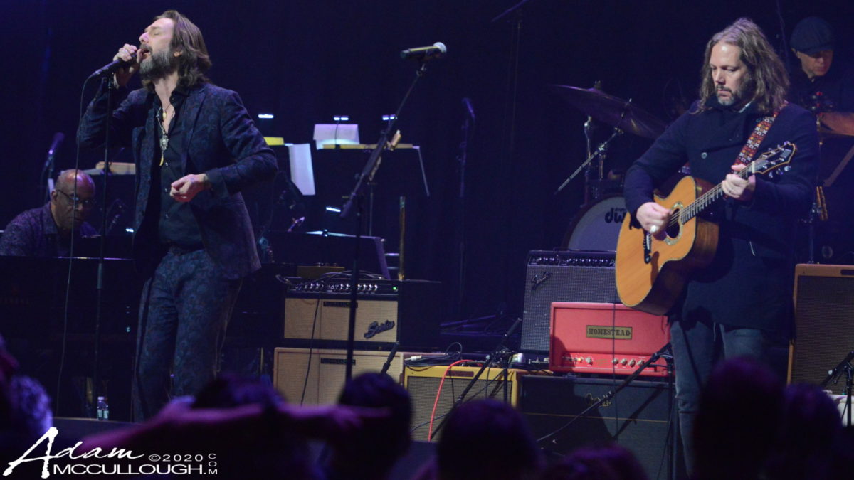 The Black Crowes' Chris & Rich Robinson Discuss Reunion On 'CBS This Morning'