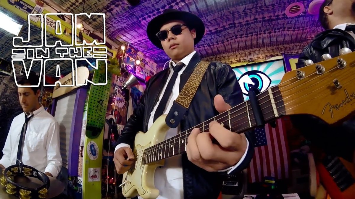 ALICIA BLUE - "Malcolm Jr."  (Live at JITV HQ in Los Angeles, CA 2017) #JAMINTHEVAN