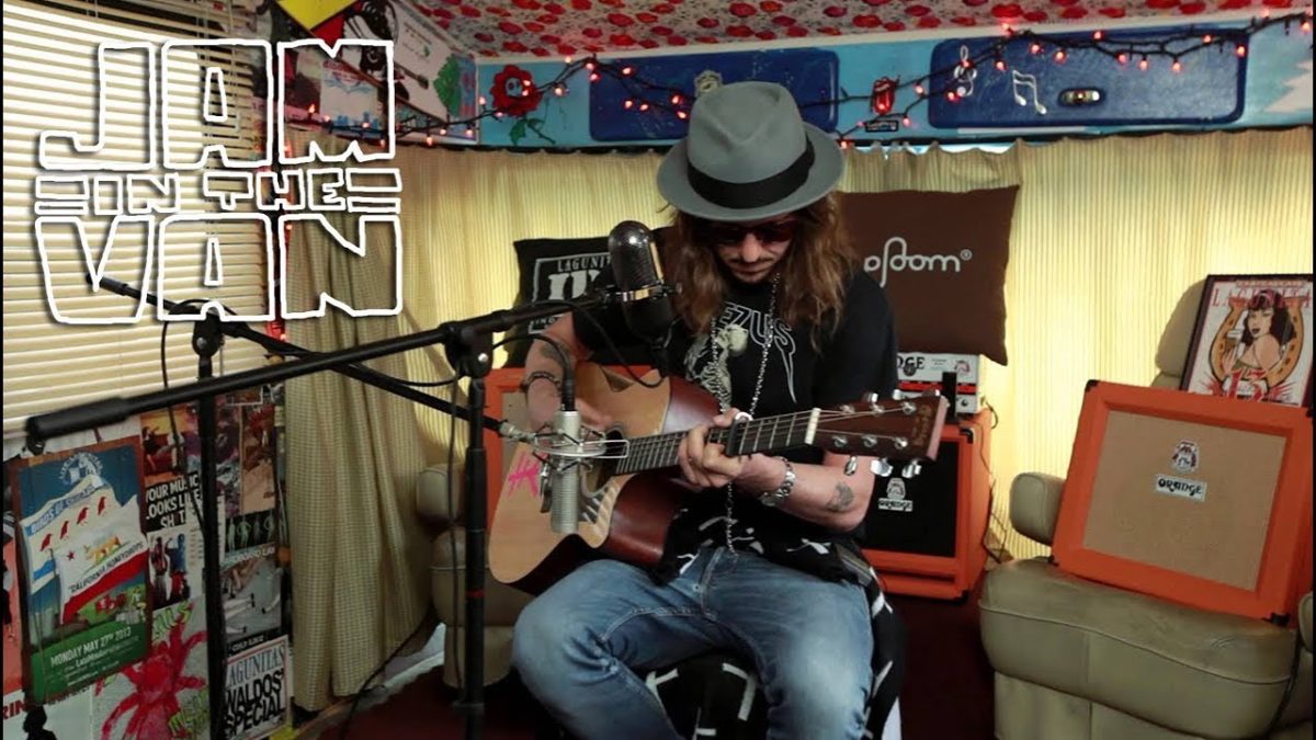 CISCO ADLER - "Coastin" (Live at Maker Studios) #JAMINTHEVAN