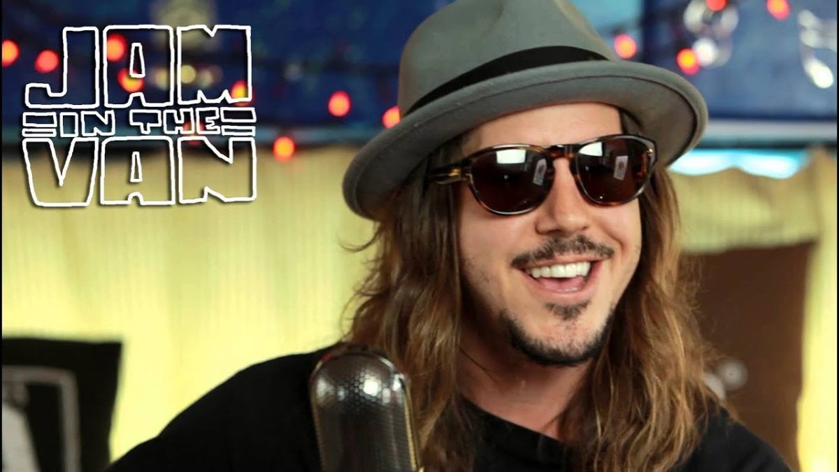 CISCO ADLER - "Ur the One" (Live at Maker Studios) #JAMINTHEVAN