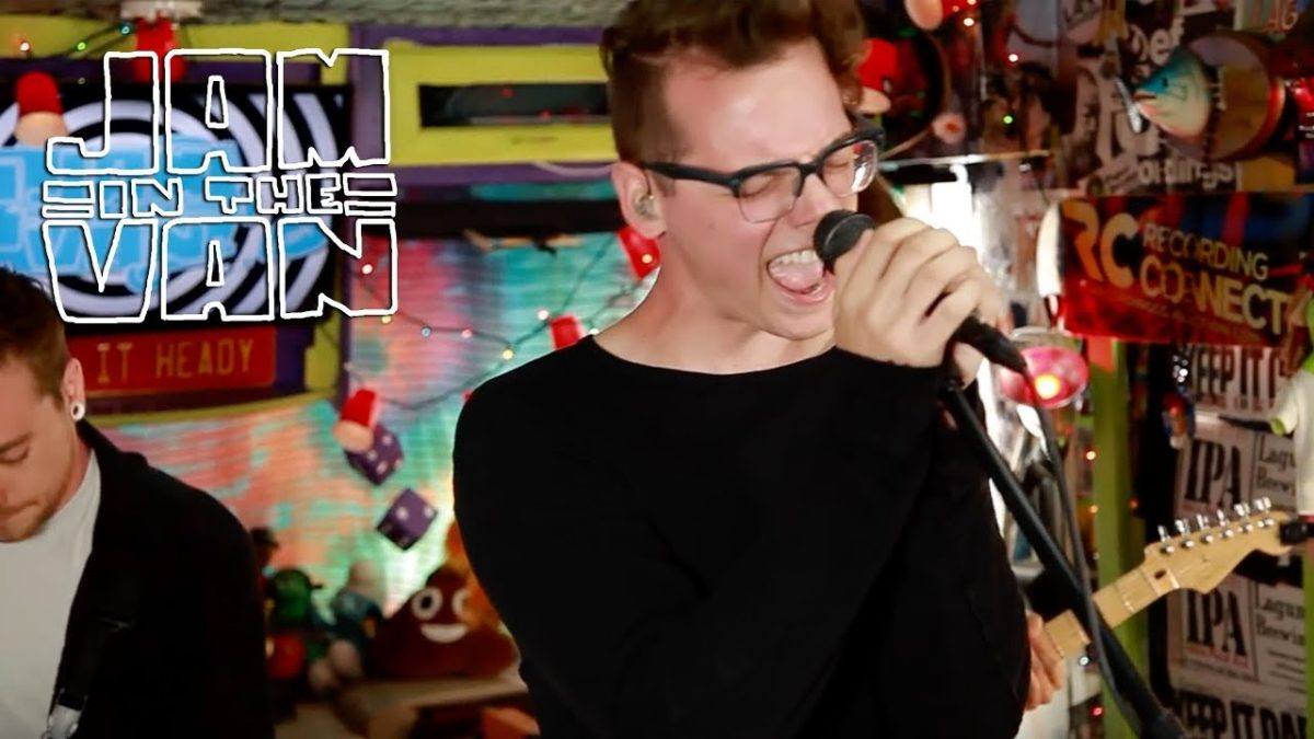 THE WRECKS - "I Don't Like You" (Live at JITV HQ in Los Angeles, CA 2016) #JAMINTHEVAN