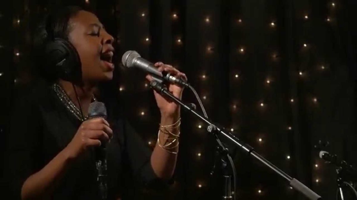 Cold Specks - Full Performance (Live on KEXP)