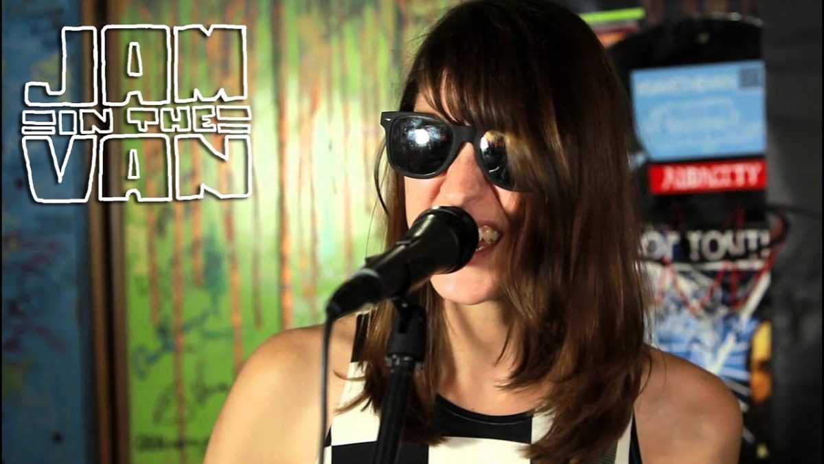 COLLEEN GREEN - "Heavy Shit" (Live at Burgerama III) #JAMINTHEVAN