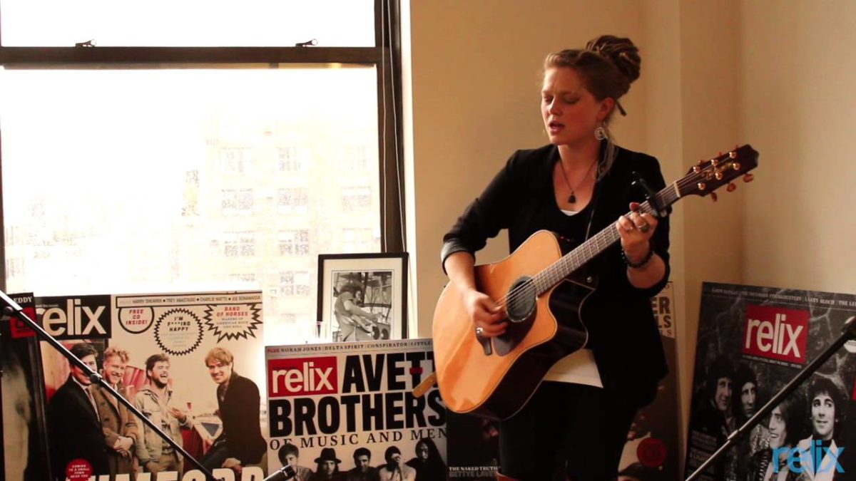Crystal Bowersox "I Am"