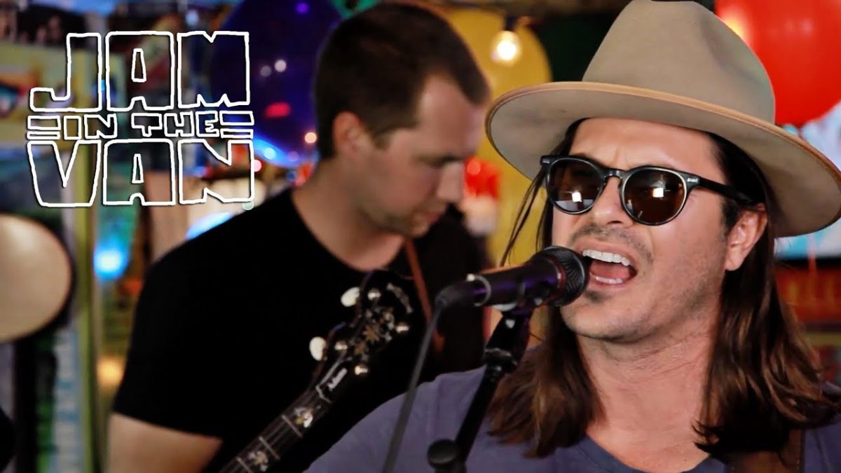 MOONSVILLE COLLECTIVE - "In the Morning" (Live at JITVHQ in Los Angeles, CA 2017) #JAMINTHEVAN