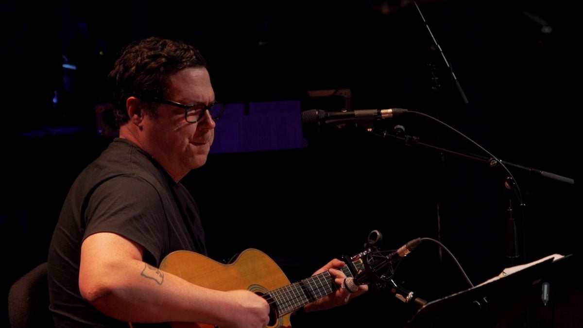 Damien Jurado - Newspaper Gown (Live on eTown)