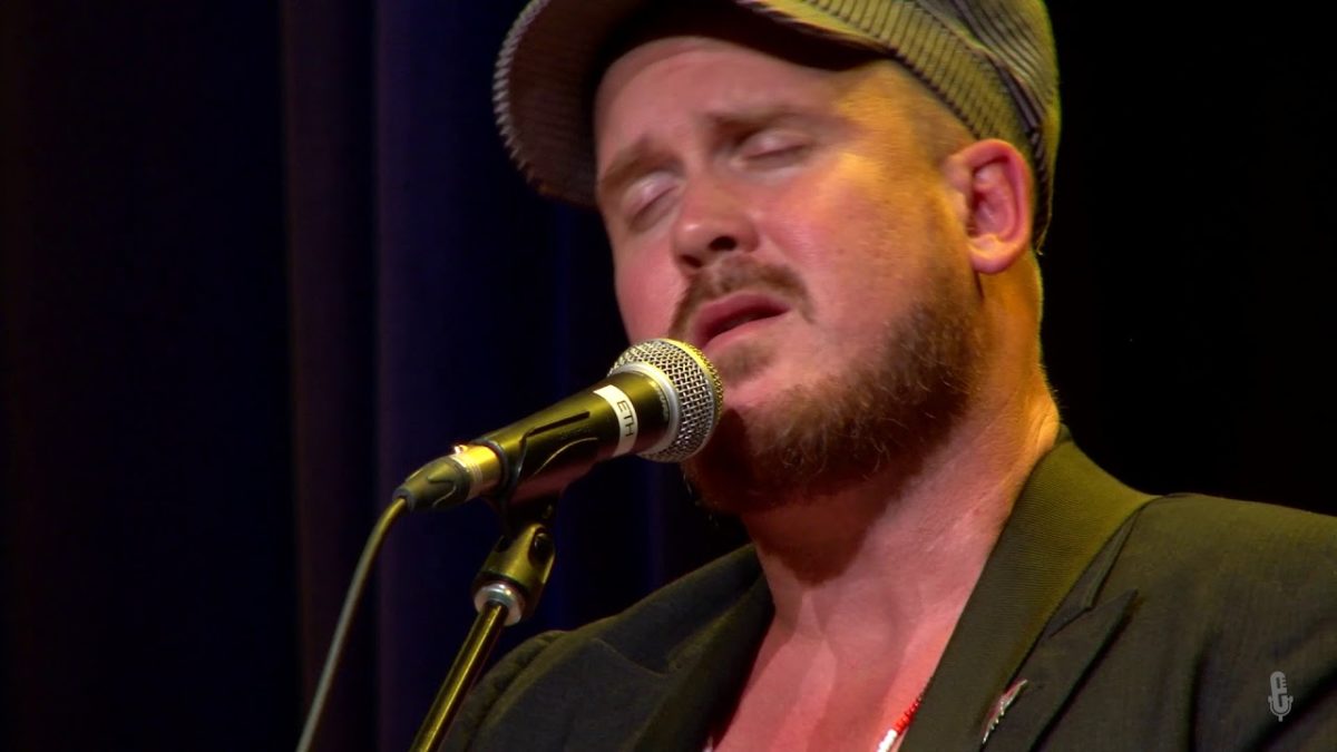 David Huckfelt - You Get Got (Live on eTown)