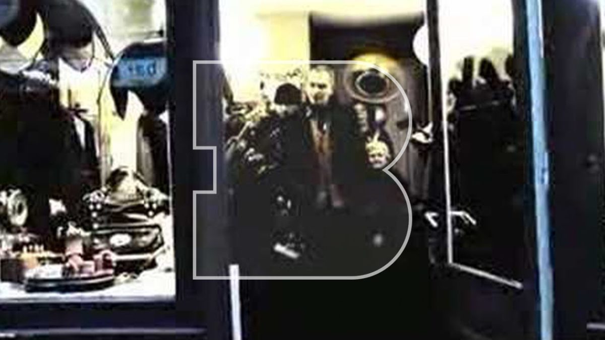 De Kift - Beguine (Take 2) | A Take Away Show