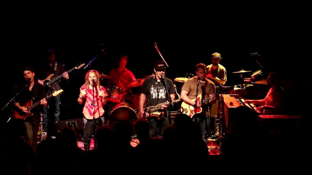 Deep Banana Blackout: Groove is Here [HD] 2014-06-01 - Fairfield, CT