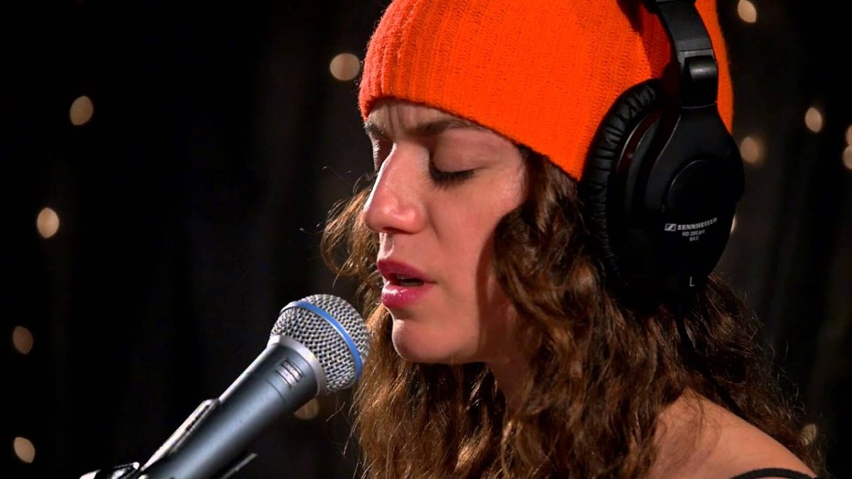 Deradoorian - Violet Minded (Live on KEXP)