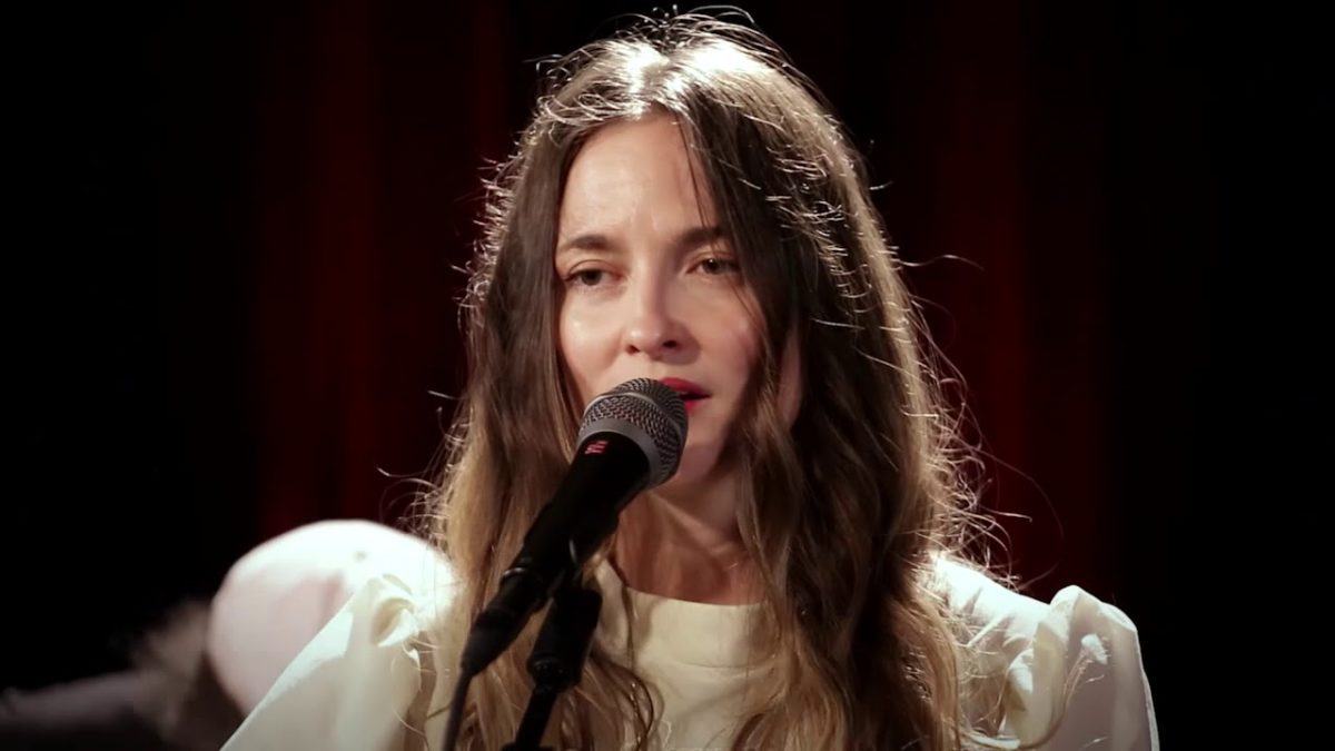 Dawn Landes - Why They Name Whiskey After Men - 8/7/2018 - Paste Studios - New York, NY