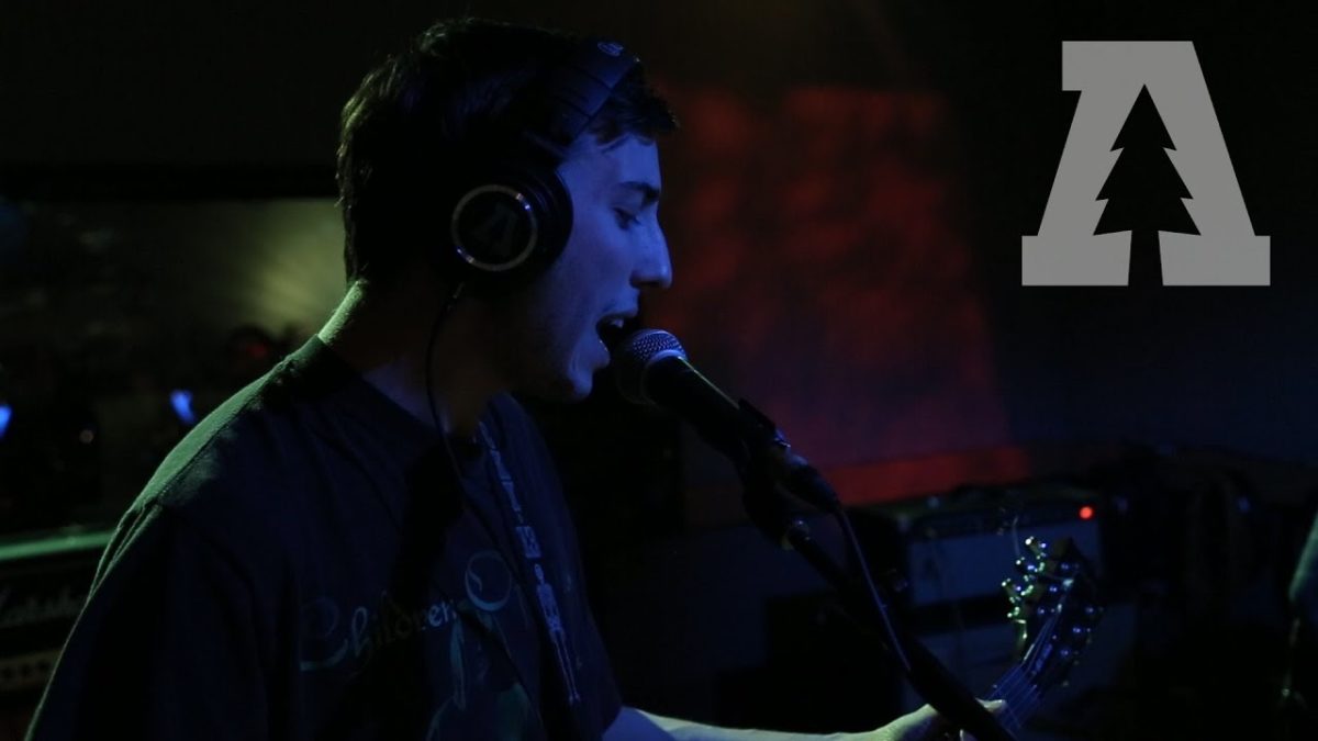 Donovan Wolfington - Die Alone - Audiotree Live (4 of 5)