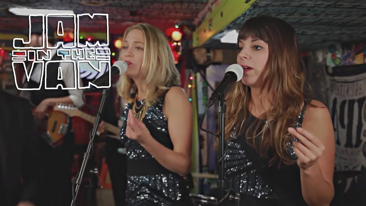 THE NIGHTOWLS - "Come On Over" (Live at JITV HQ in Los Angeles, CA) #JAMINTHEVAN