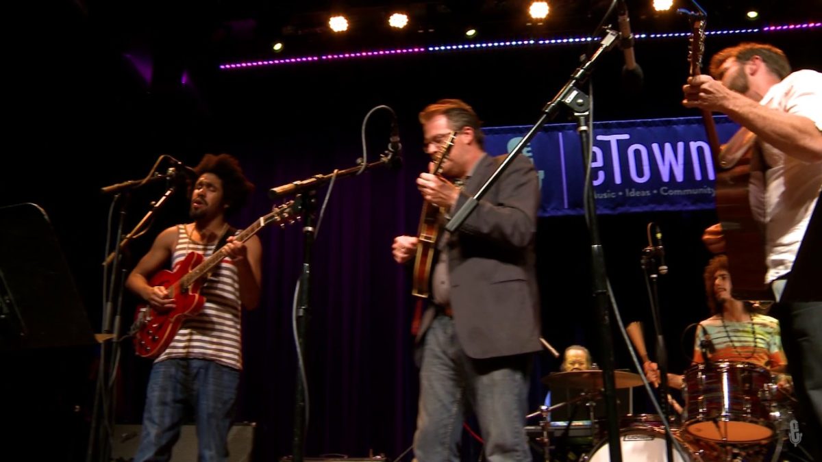 eTown Finale with Wood & Wire / The London Souls - People Get Ready (eTown webisode #1089)