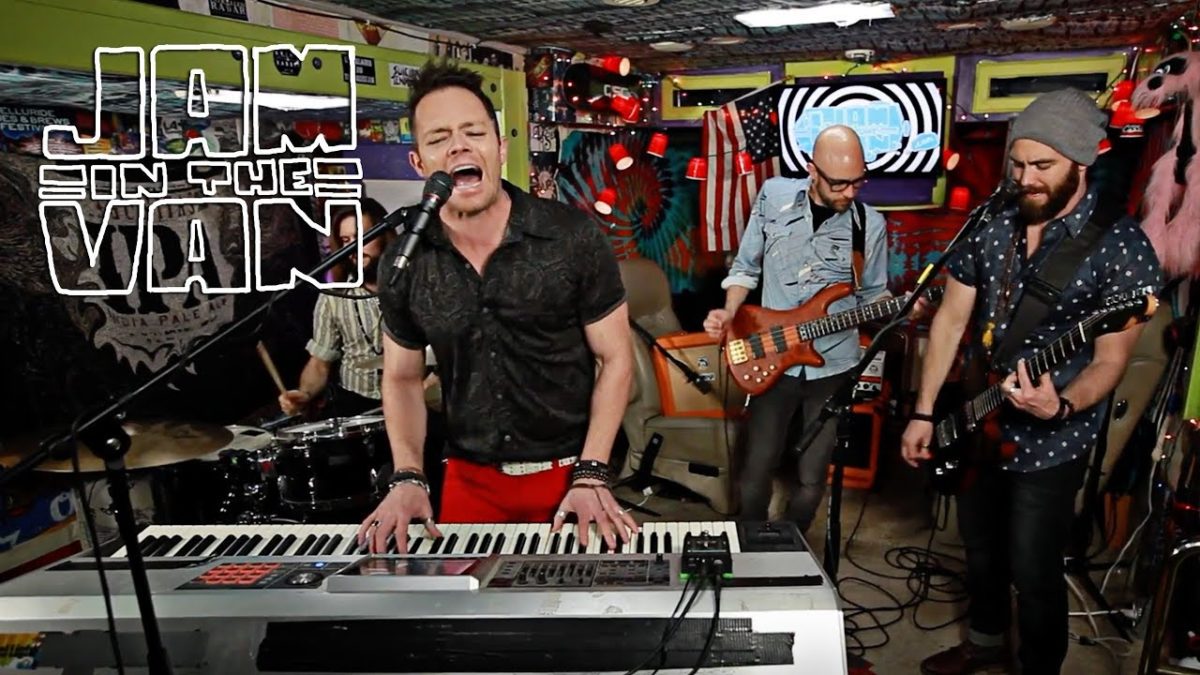 THE REBEL LIGHT - "Be My Baby" (Live at JITV HQ in Los Angeles, CA 2016) #JAMINTHEVAN