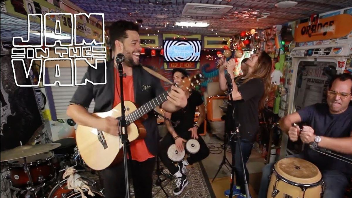 SAN MIGUEL - "Mis Cuatro Letras" (Live at JITVHQ in Los Angeles, CA 2017) #JAMINTHEVAN
