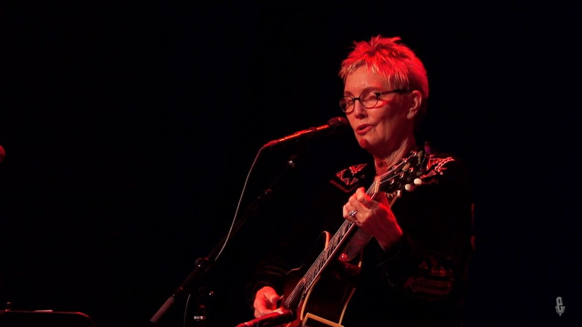Eliza Gilkyson - Seculare (Live on eTown)